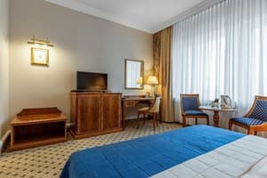 Национальный 18