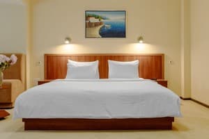 Печерский 8